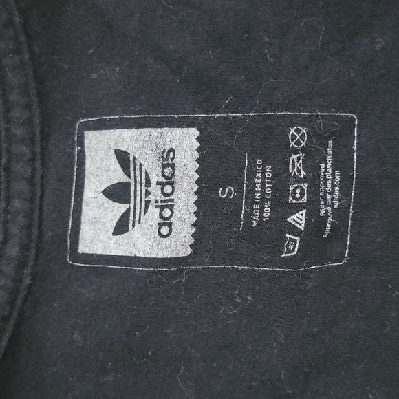 Adidas Cotton Screenprint Short Sleeve Crop Top Size Small Black - Picture 2 of 4